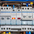 Componentes essenciais de um painel elétrico